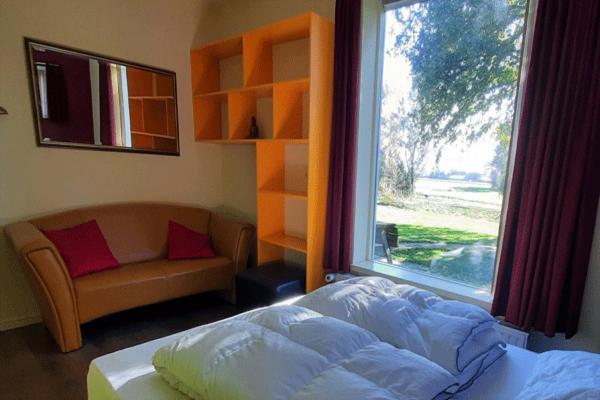 De Opkikker 10 Persoons Vakantiehuis Met Hottub Giethoorn Zewnętrze zdjęcie