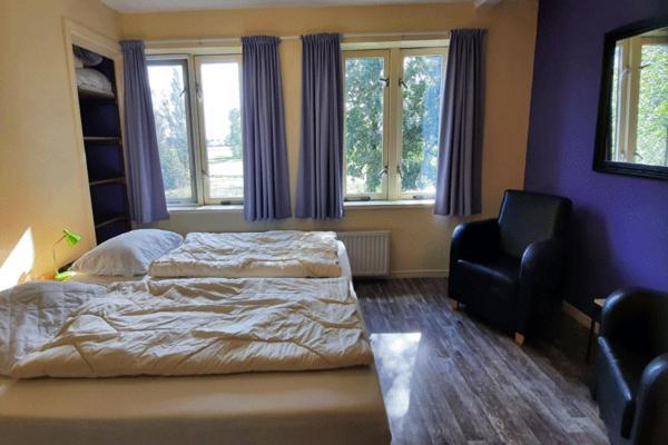 De Opkikker 10 Persoons Vakantiehuis Met Hottub Giethoorn Zewnętrze zdjęcie
